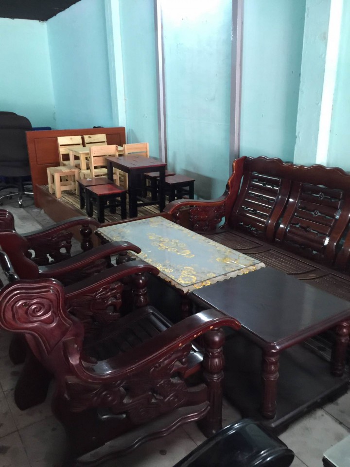thanh lý bộ salon gỗ 
